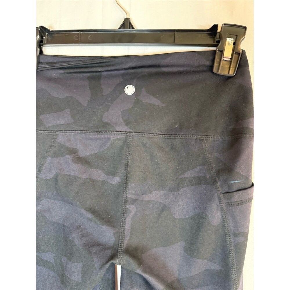 Yogalicious Biker Shorts Womens Size XS Black Camo High-Rise Side Pockets - Picture 4 of 7
